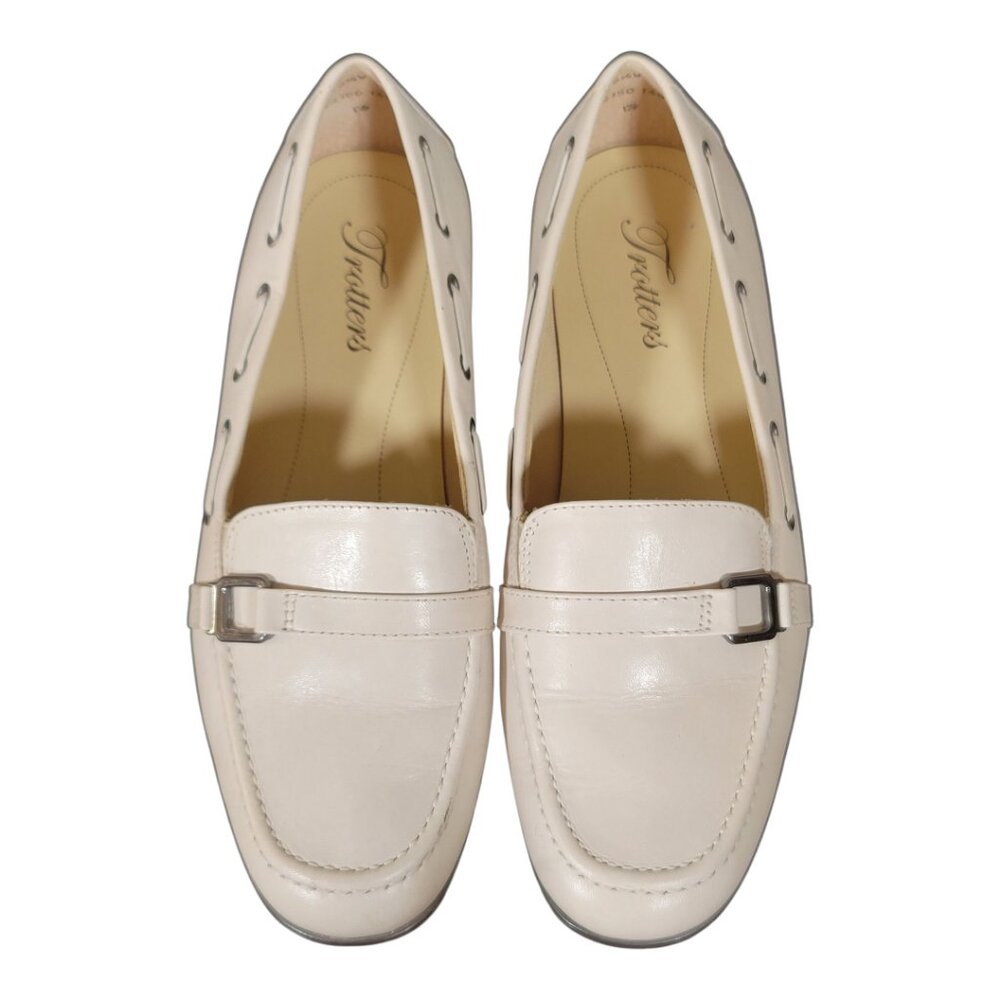 Trotters Women's Loafers Cream Leather Slip On Comfort Shoes Made‎ in Brazil